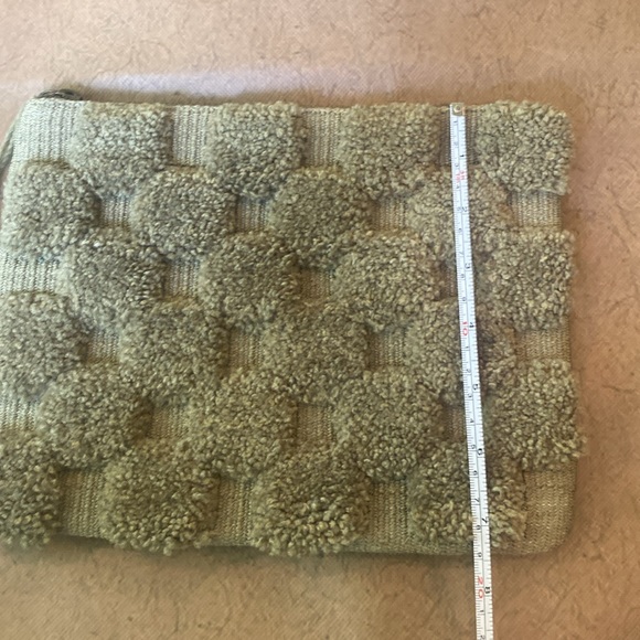 Universal Thread Clutch - Picture 8 of 8